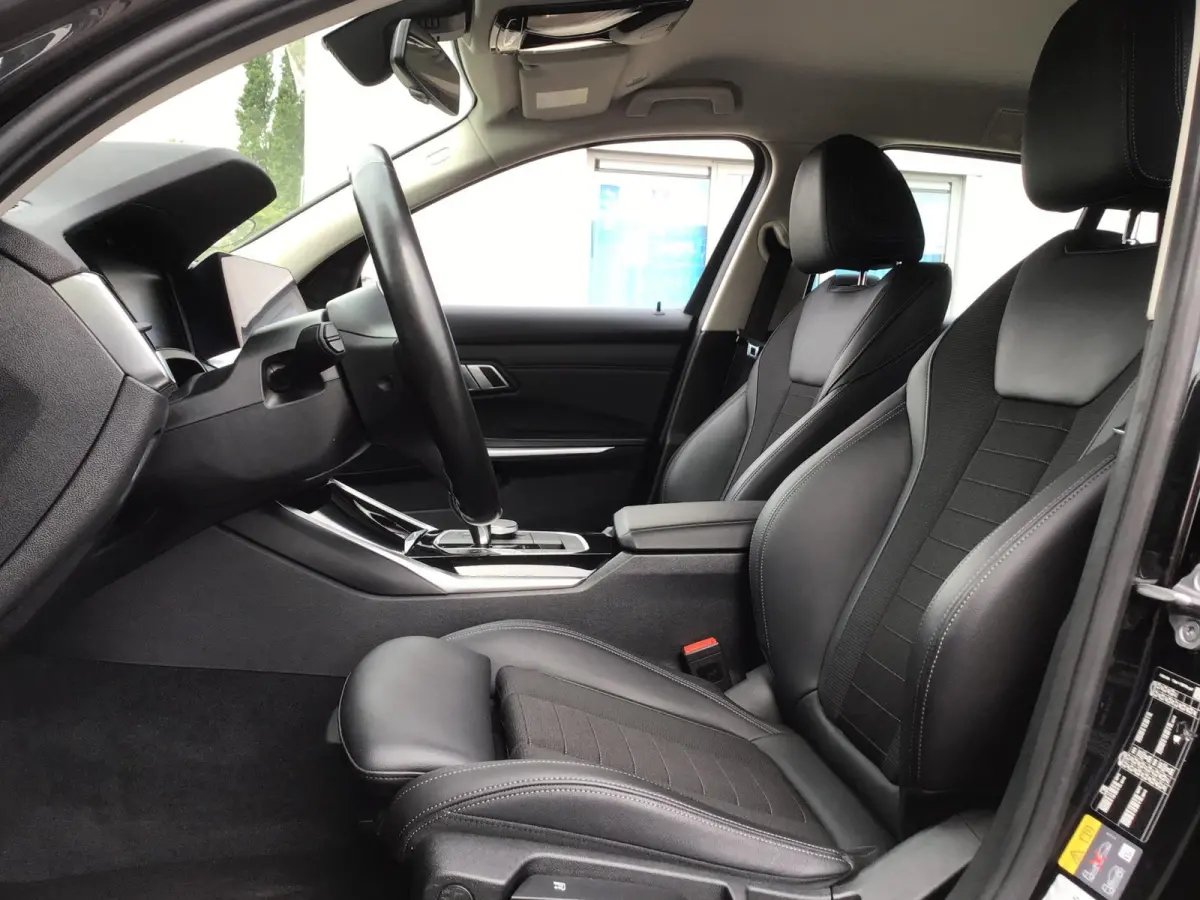 330e Business Edition Plus I 293PK I Camera I Trekhaak I Ambiente I Full Led I Stoel & Stuurverw. I Half/Leder