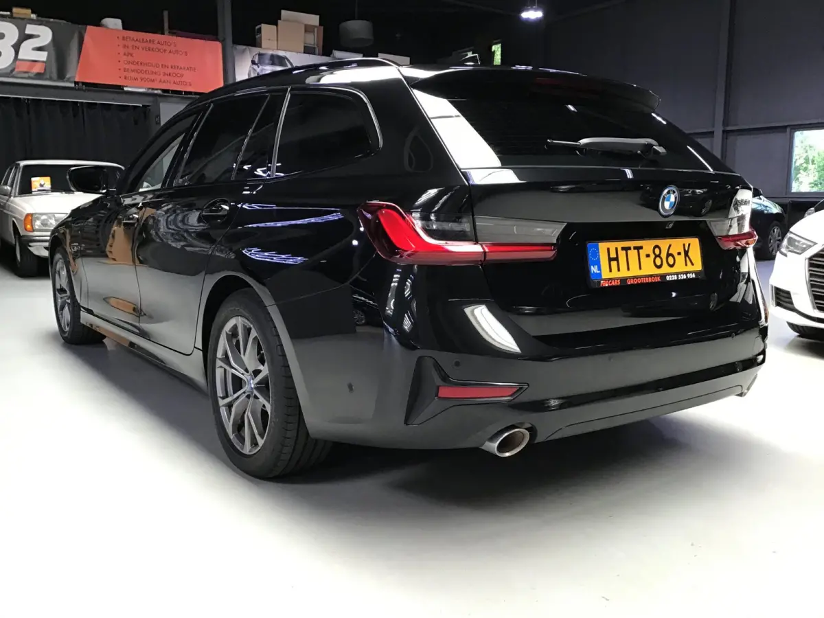 330e Business Edition Plus I 293PK I Camera I Trekhaak I Ambiente I Full Led I Stoel & Stuurverw. I Half/Leder