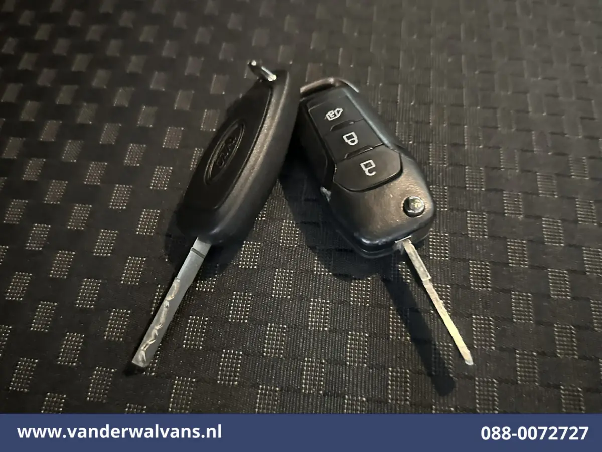 1.5 EcoBlue 100pk L1H1 Euro6 Airco | Camera | Android Auto | Stoelverwarming | Verwarmde voorruit Parkeersensoren
