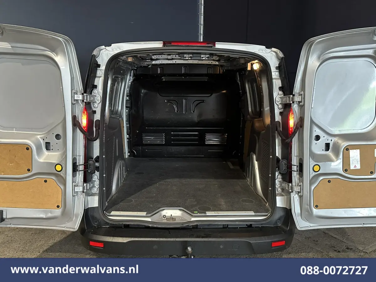 1.5 EcoBlue 100pk L1H1 Euro6 Airco | Camera | Navigatie | Apple Carplay | Android Auto 1350kg Trekhaak, Parkeersensoren