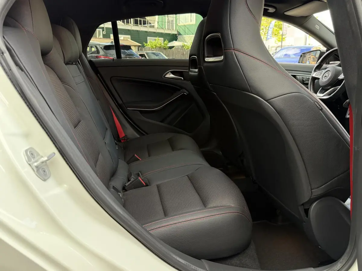 250 4MATIC SPORT