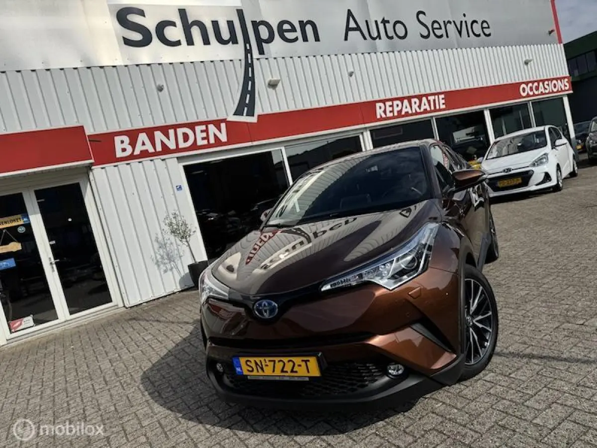 1.8 Hybrid Style