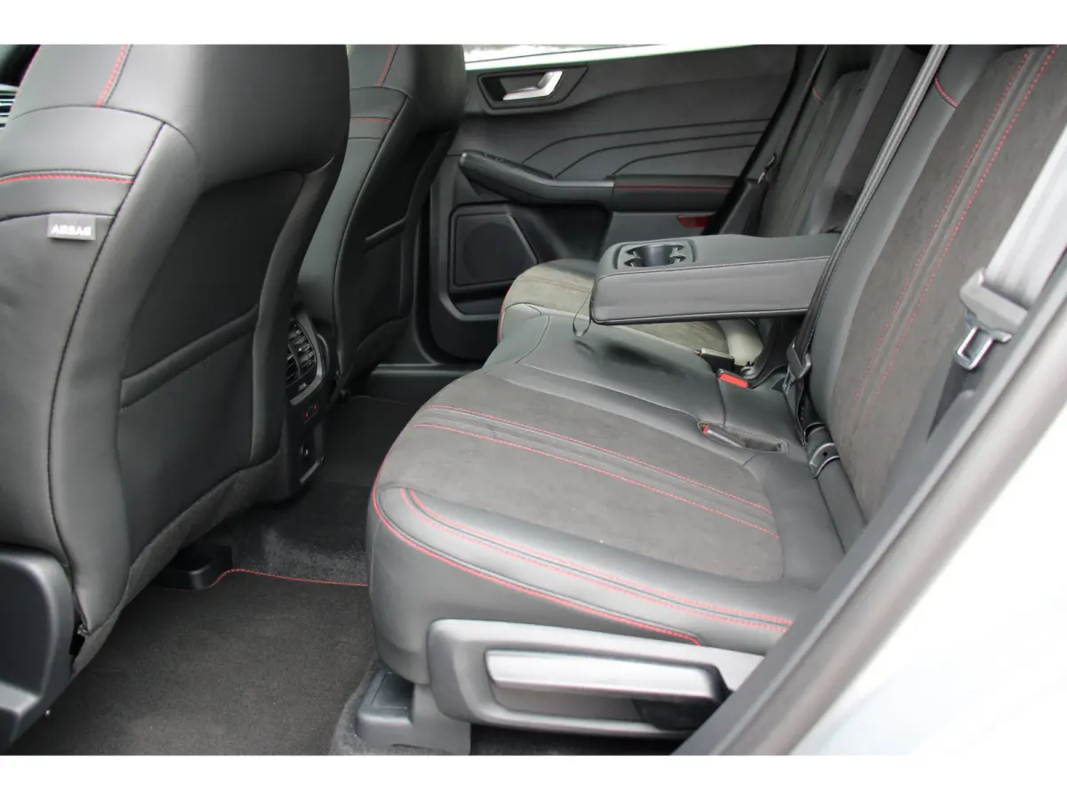2.5 PHEV ST-LINE X | SNEL RIJDEN! | PANODAK | ELEKTR TREKHAAK | WINTERPACK | DRIVER ASS PACK | 19" VELGEN | 2100KG TREKGEWICHT | TECH PACK | BOMVOL!