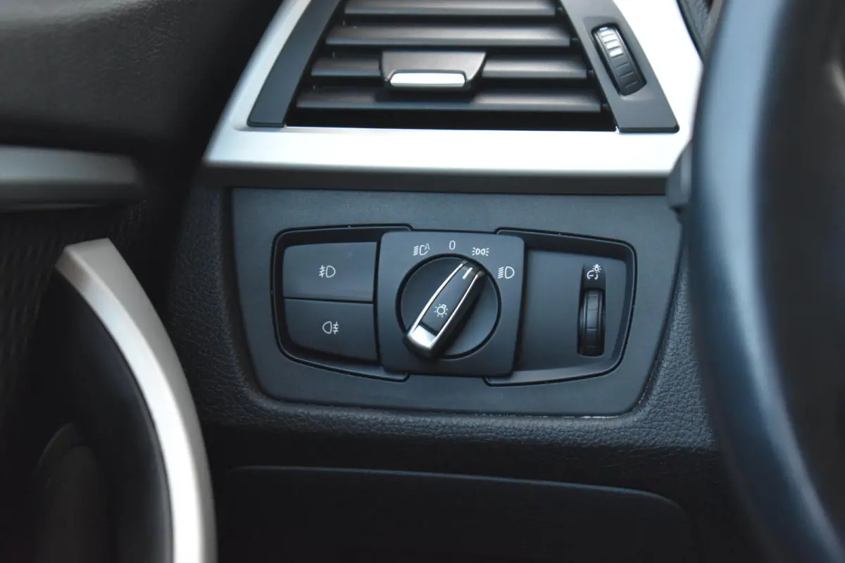 418i ECC LMV NAVIGATIE XENON