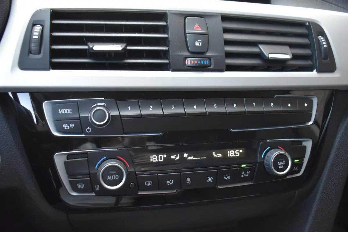 418i ECC LMV NAVIGATIE XENON