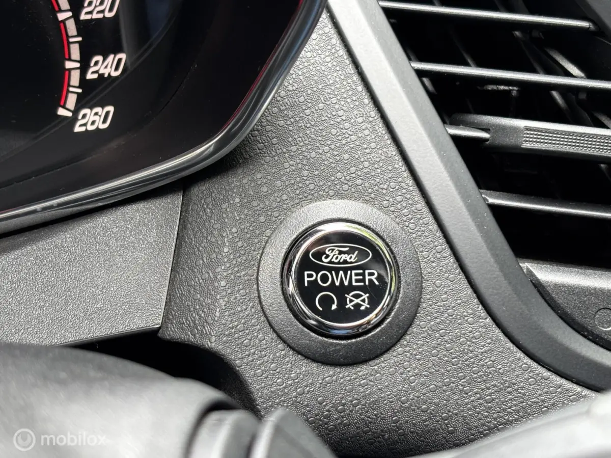 1.6 ST. 183 PK, 5 DEURS, AIRCO