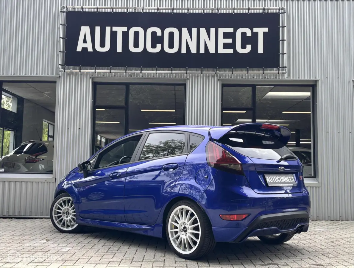 1.6 ST. 183 PK, 5 DEURS, AIRCO