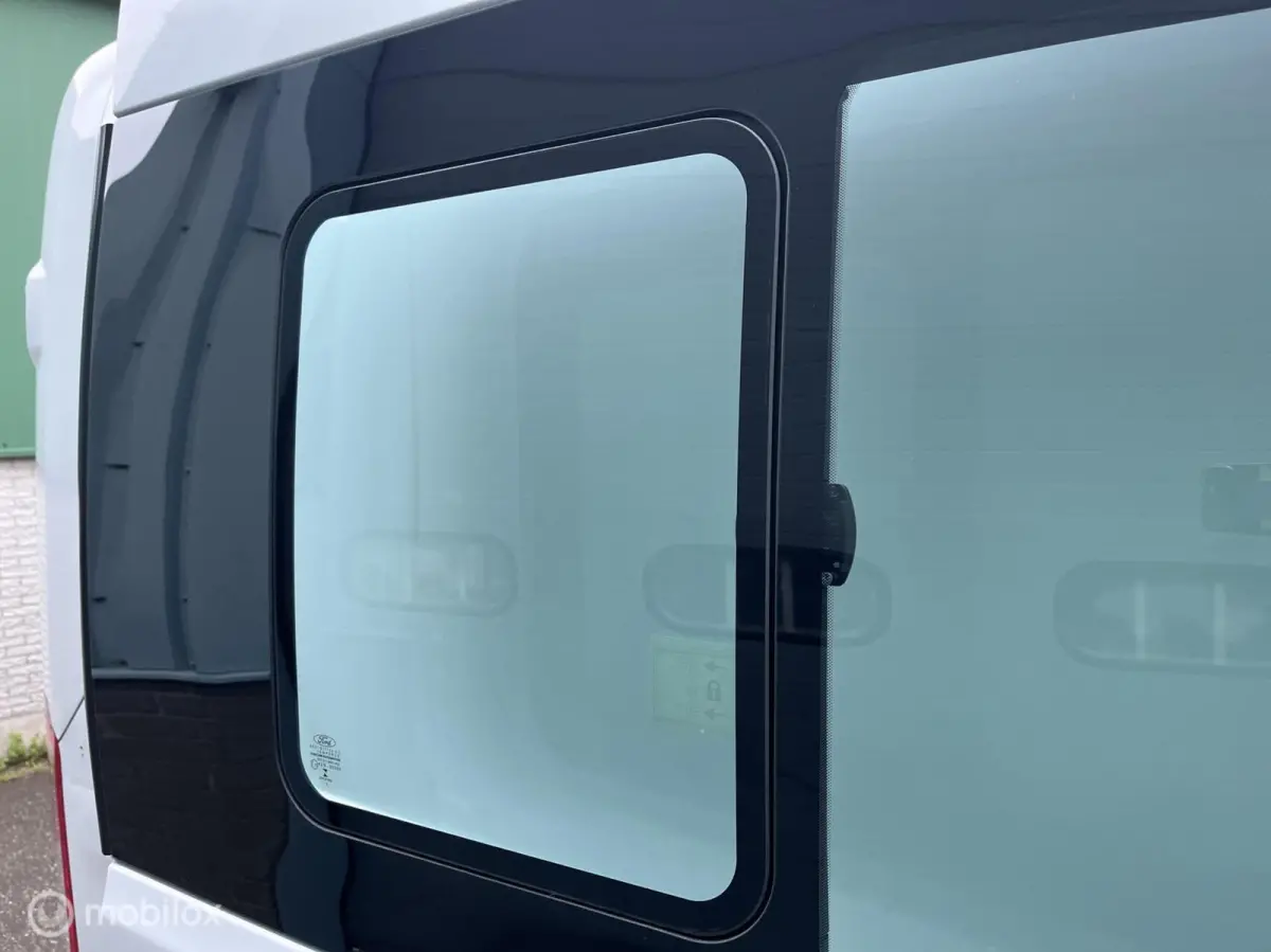 350 2.0 TDCI Euro 6 L3H2 Ambiente Dubbele Cabine Navi Airco Ceuise control Trekhaak