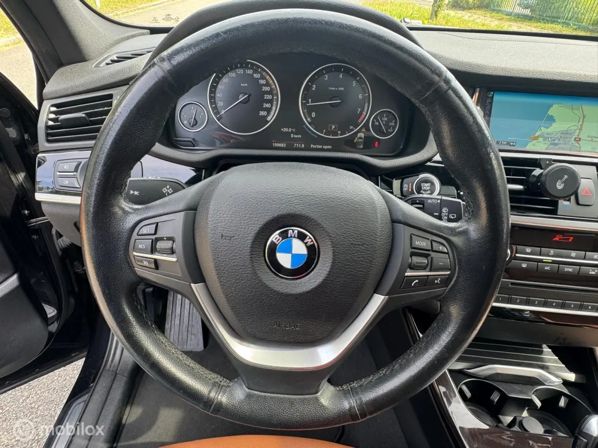sDrive20i High Executive Automaat Pano Navi