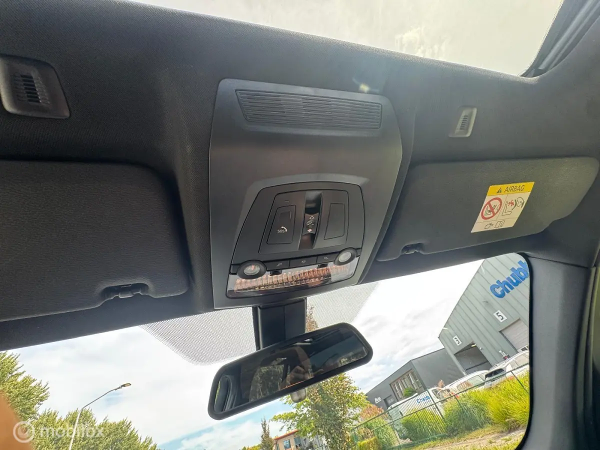 sDrive20i High Executive Automaat Pano Navi