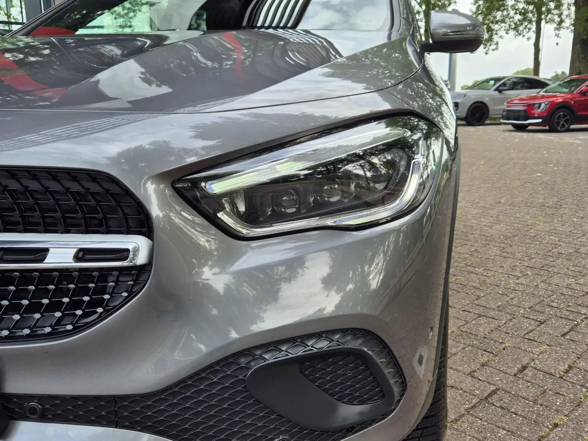 250 e AUTOMAAT | SOH 96,71% | Panoramadak | Climate Control | Navigatie | Parkeercamera | Cruise Control | Stoelverwarming