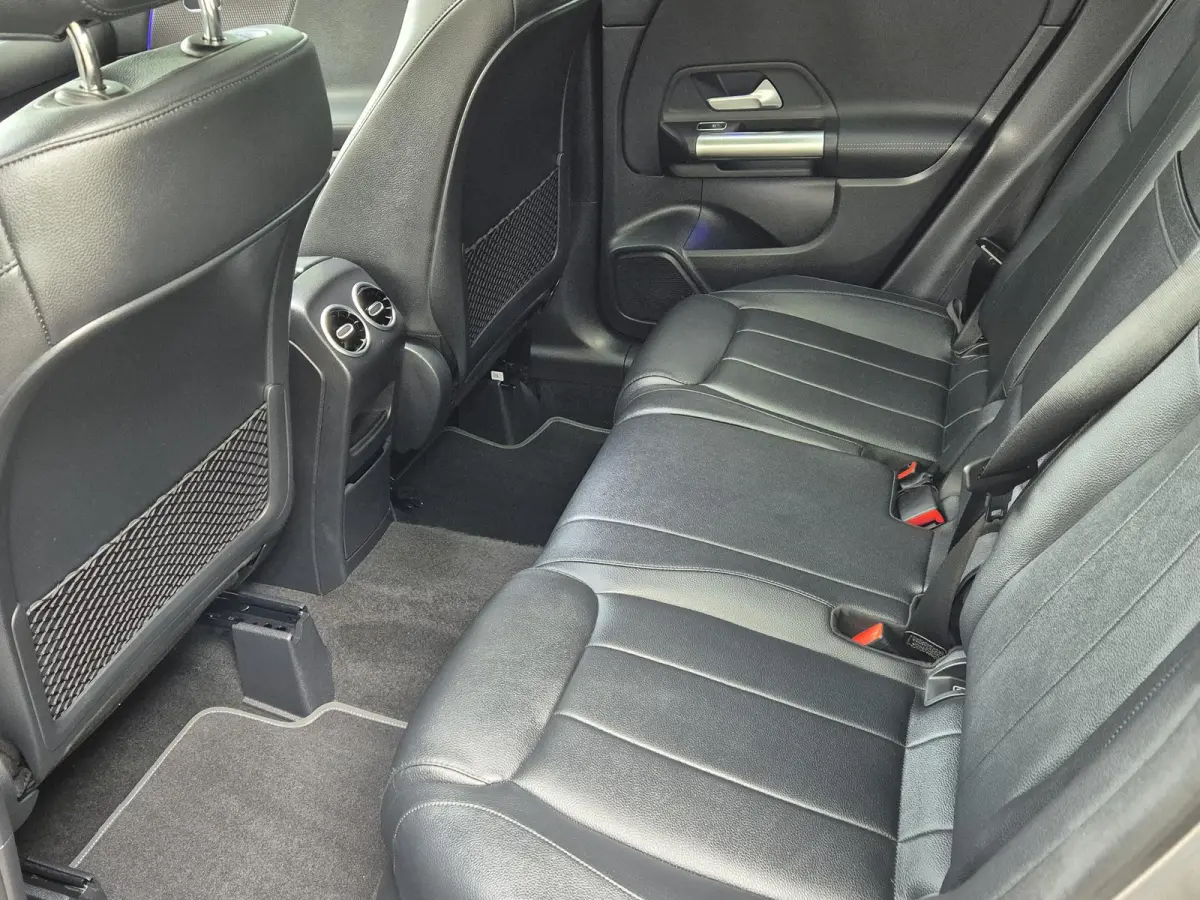 250 e AUTOMAAT | SOH 96,71% | Panoramadak | Climate Control | Navigatie | Parkeercamera | Cruise Control | Stoelverwarming