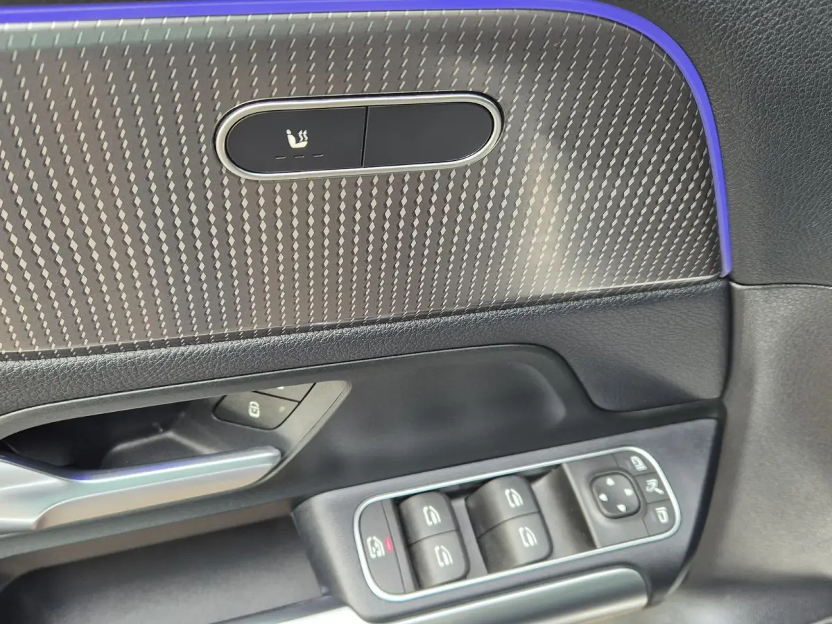 250 e AUTOMAAT | SOH 96,71% | Panoramadak | Climate Control | Navigatie | Parkeercamera | Cruise Control | Stoelverwarming