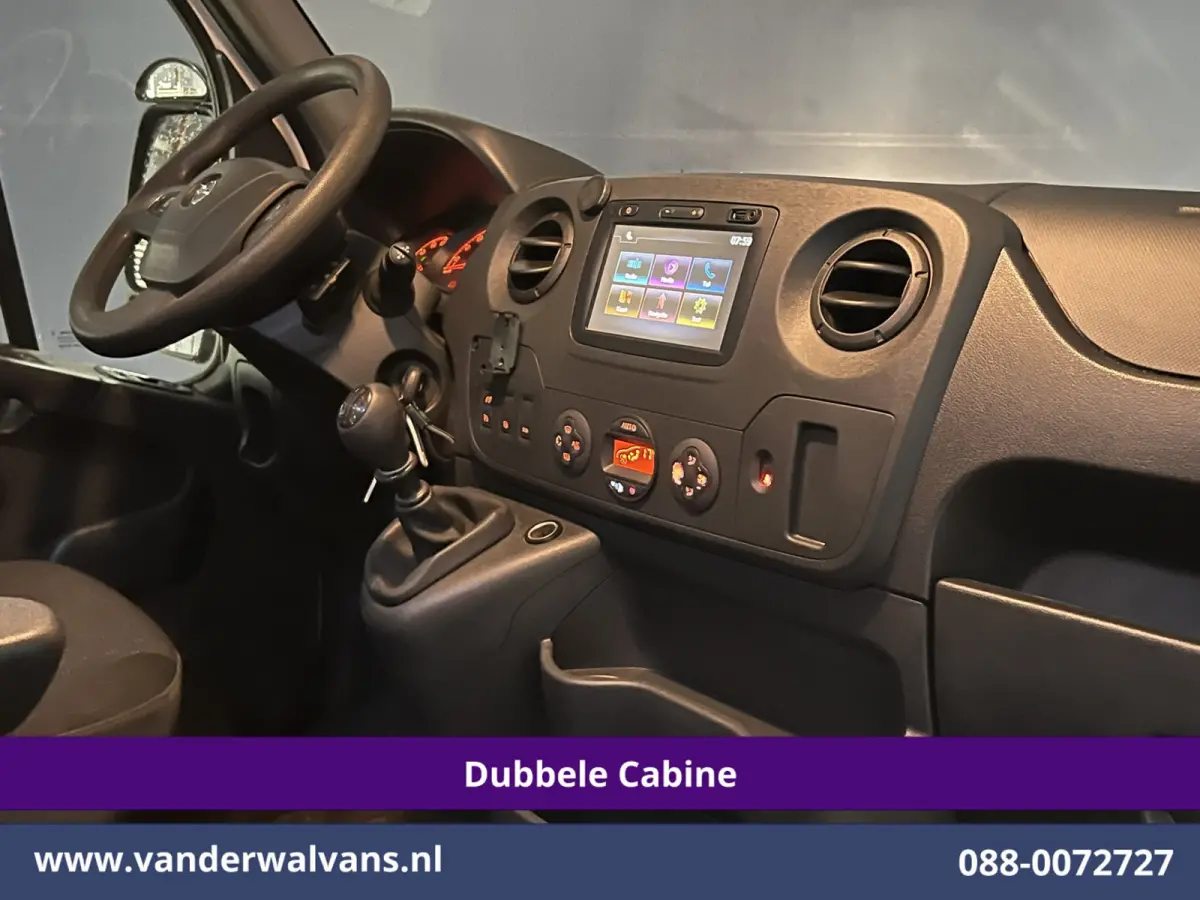 2.3 Turbo 146pk L2H2 Dubbele cabine Euro6 Airco | Imperiaal | Omvormer | 2500kg Trekhaak | LM velgen Navigatie, Camera, Cruisecontrol, Parkeersensoren, 5-zits
