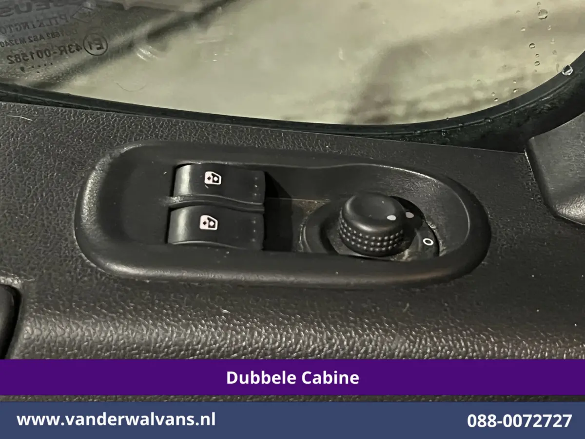 2.3 Turbo 146pk L2H2 Dubbele cabine Euro6 Airco | Imperiaal | Omvormer | 2500kg Trekhaak | LM velgen Navigatie, Camera, Cruisecontrol, Parkeersensoren, 5-zits