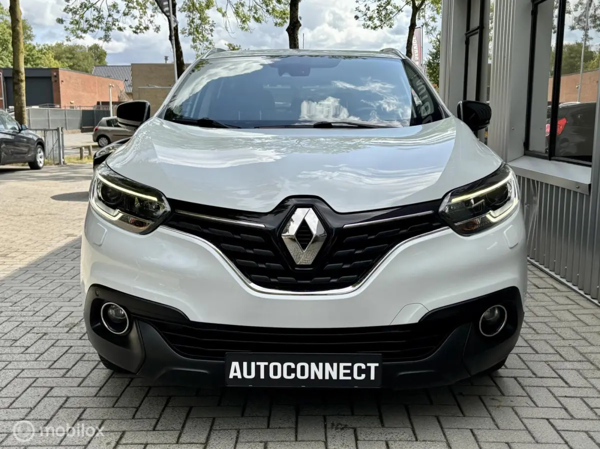Kadjar TCe. NAVI, LEDER, CRUISE, STOELVERWARMING.