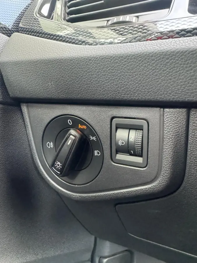 1.0 TSI Life Business|Carplay|PDC|Navi|Stoelverwarming