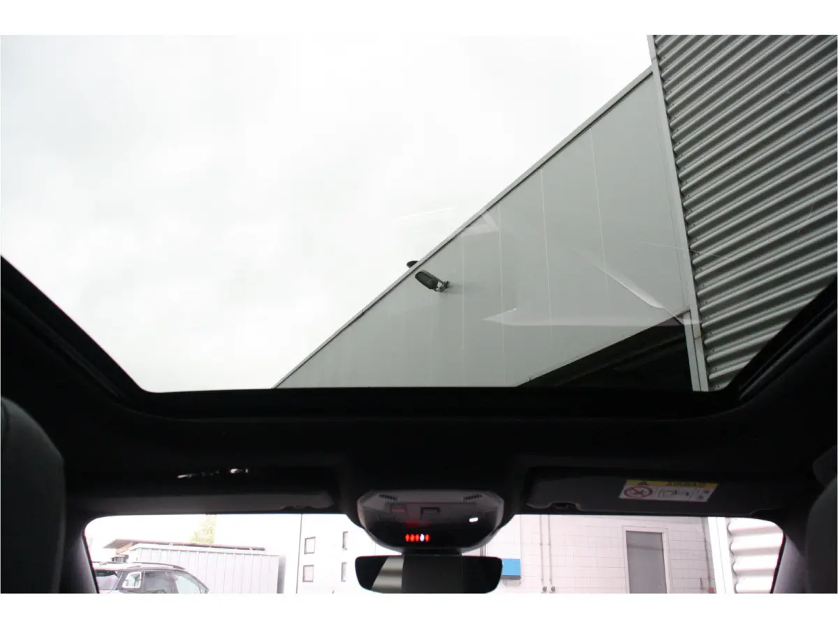 1.6 HYBRID 180PK ULTIMATE AUTOMAAT / NAVI / LEDER / CLIMA / AGR / PDC / 17" LMV / CAMERA / BLACK PACK / KEYLESS / FULL-LED / WINTERPAKKET / PANO. DAK / BLUETOOTH / ADAPT. CRUISECONTROL / FUL