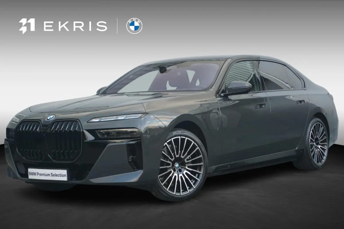 Sedan 750e xDrive Executive Drive Pro | M Sportpakket Pro | Sky Lounge | Connoisseur Pack | Bowers & Wilkins |