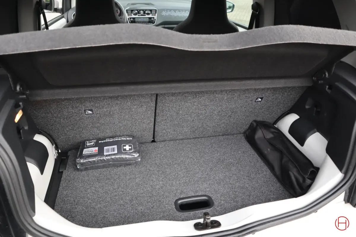 Up! 1.0 TSI 90 PK Sound up! / Panoramadak / Airco / 1e eigenaar