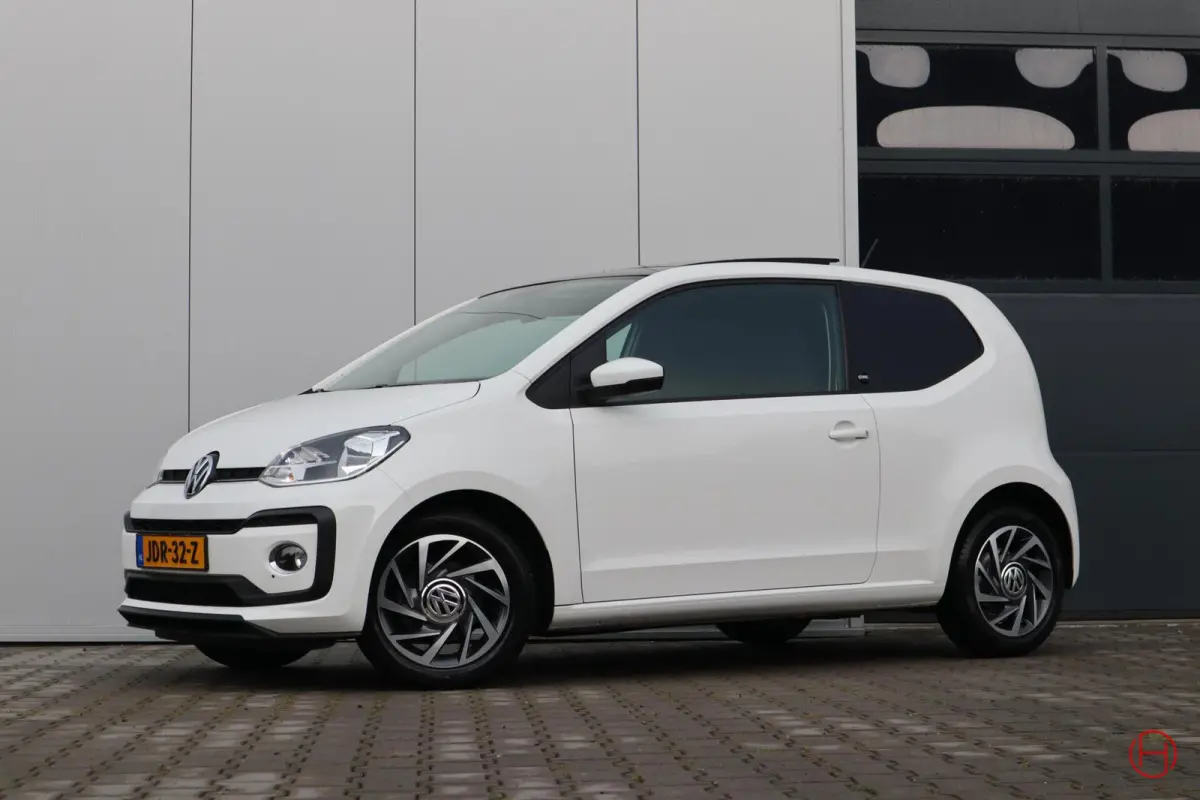 Up! 1.0 TSI 90 PK Sound up! / Panoramadak / Airco / 1e eigenaar
