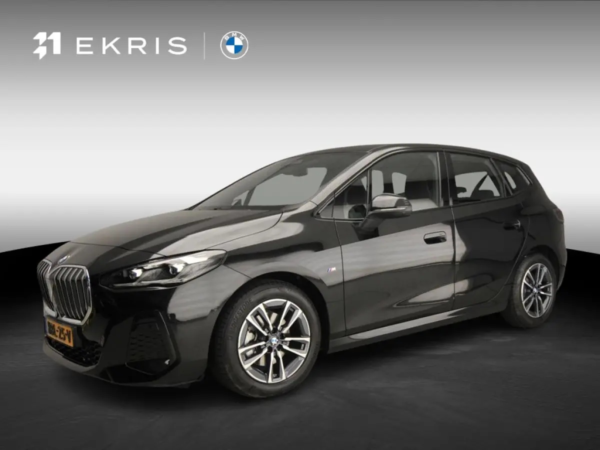 220i | M-Sportpakket | LED | HUD | Active cruise | Elektr. zetels | Keyles go | DAB | Harman-kardon sound | Alu 17 inch