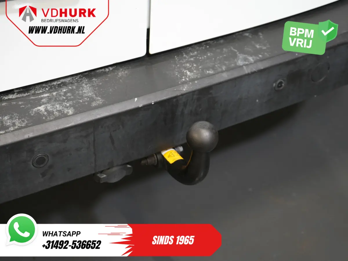 1.0 100 pk Trend BENZINE Standkachel/ Stoelverw./ PDC/ Cruise/ Trekhaak/ Airco