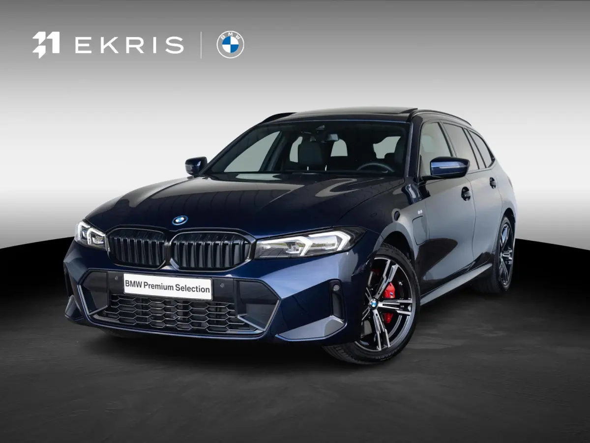 330e | M Sportpakket Pro | Achteruitrijcamera | Panoramadak | Stoelverwarming | Cruise Control | 18'' |
