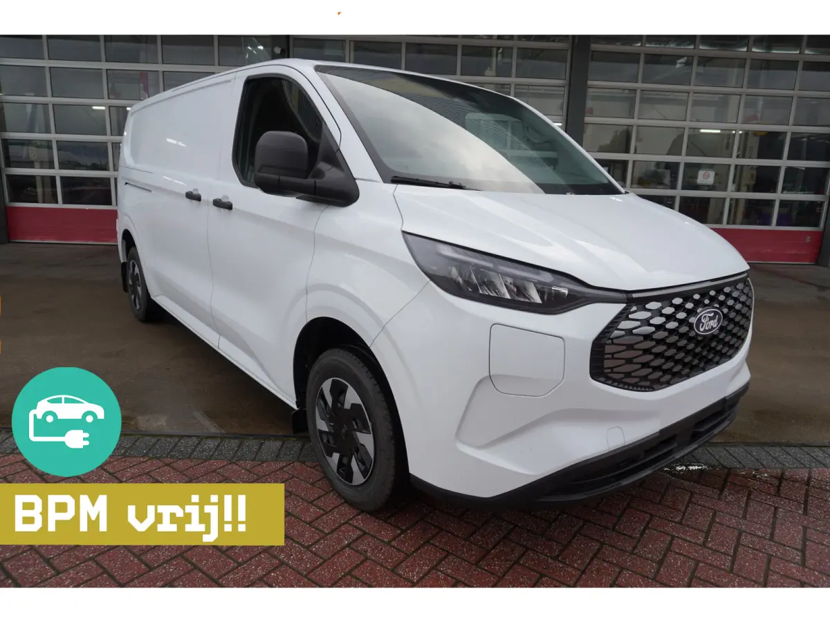 340 L2H1 136PK Trend 65 kWh Elektrisch Nr. V220 | Airco | Cruise | Apple CP-Android | Camera