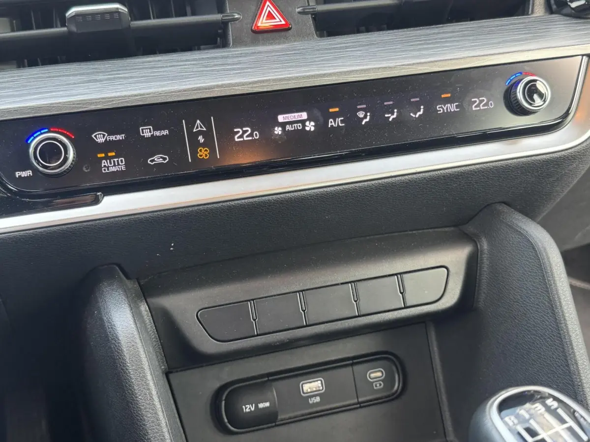 1.6 T-GDi MHEV DynamicLine bj 2022 1e eig btw