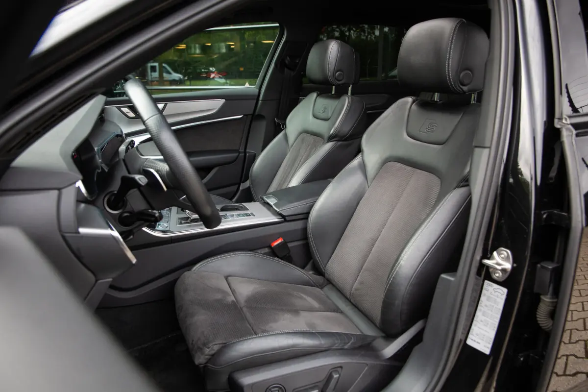50 TDI quattro Design Pro Line Plus S-line , Luchtvering, Trekhaak, Panoramadak, 3D-camera, B&O,