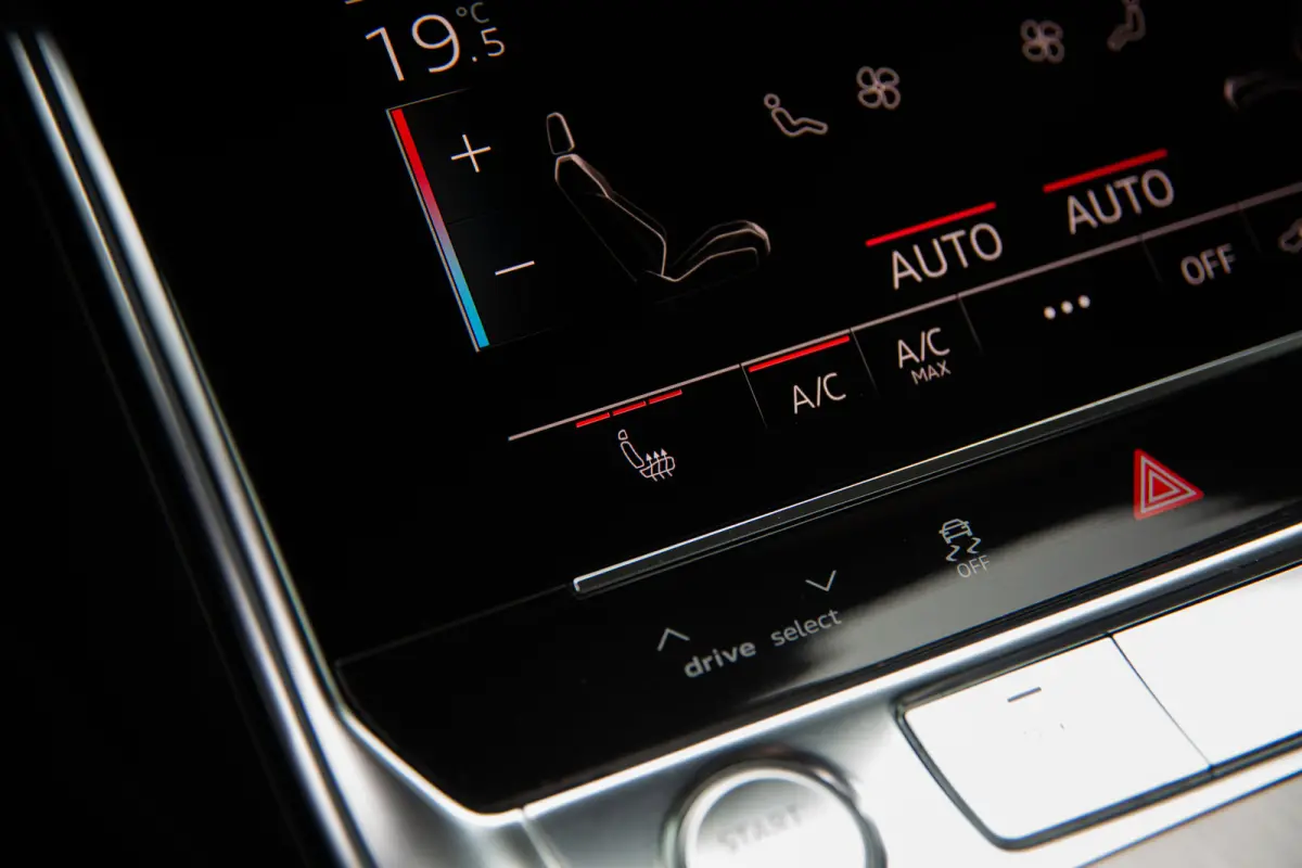 50 TDI quattro Design Pro Line Plus S-line , Luchtvering, Trekhaak, Panoramadak, 3D-camera, B&O,