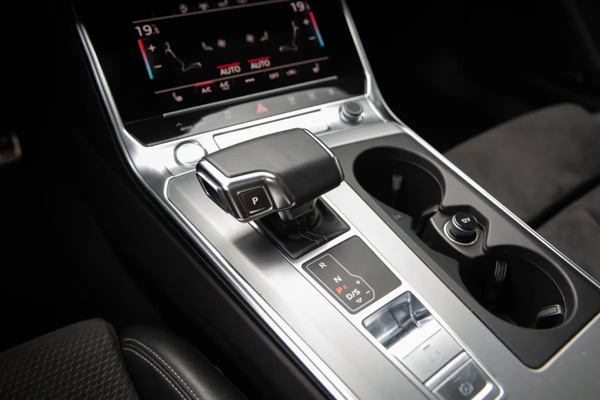 50 TDI quattro Design Pro Line Plus S-line , Luchtvering, Trekhaak, Panoramadak, 3D-camera, B&O,