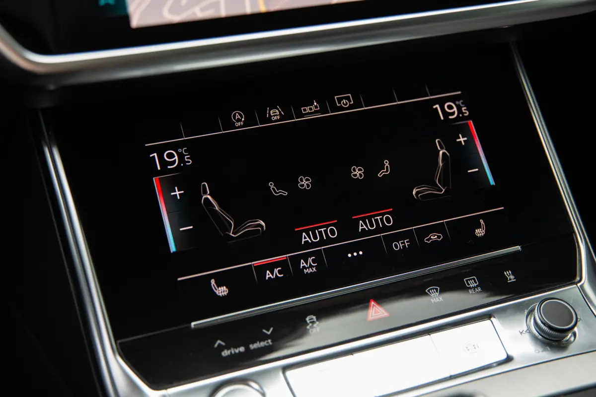 50 TDI quattro Design Pro Line Plus S-line , Luchtvering, Trekhaak, Panoramadak, 3D-camera, B&O,