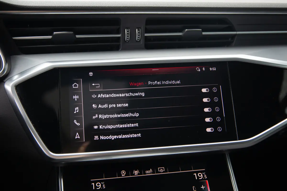 50 TDI quattro Design Pro Line Plus S-line , Luchtvering, Trekhaak, Panoramadak, 3D-camera, B&O,
