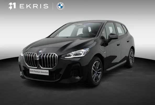 230e xDrive M Sportpakket | Harman Kardon | Head-Up Display | Driving Assist Plus | Innovation Pack | 17"