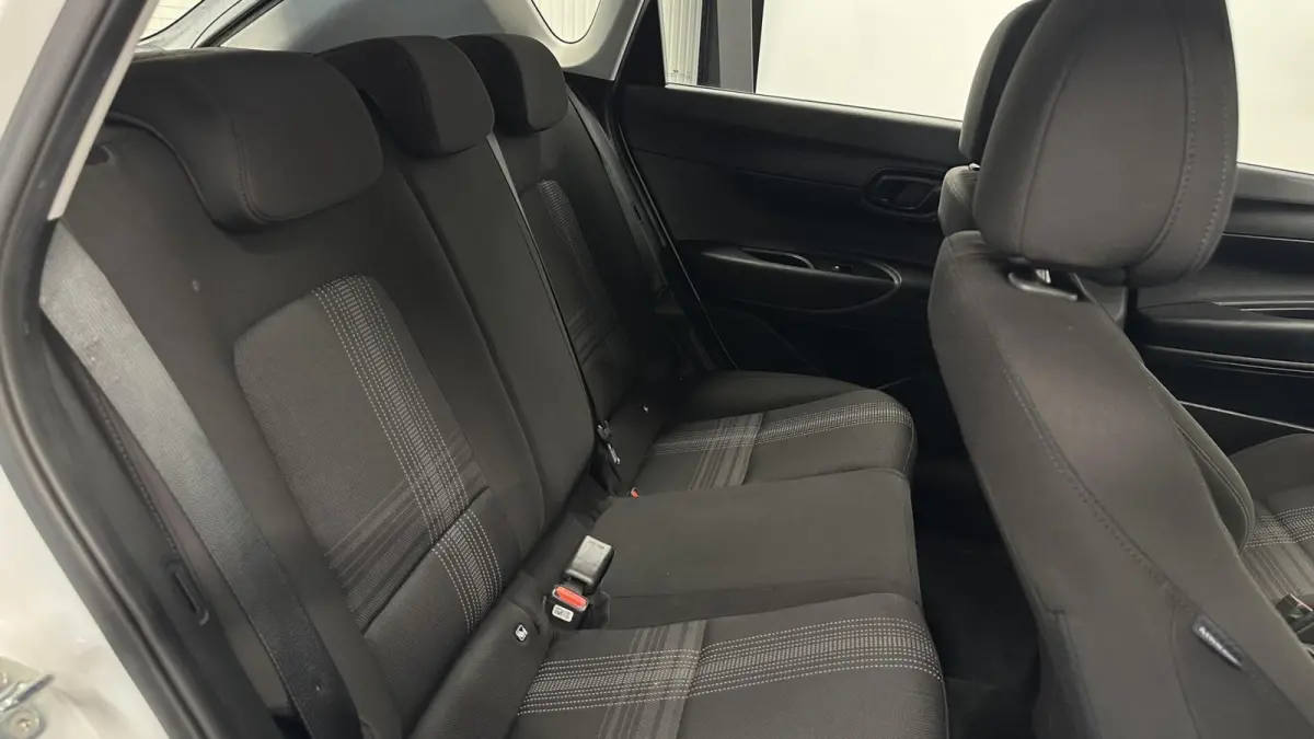 1.0 T-GDI Comfort DAB LED AIRCO CRUISE.