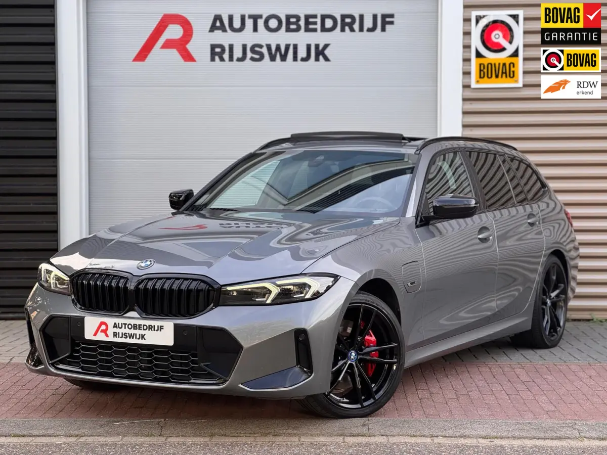 330e Pano/Camera/Sfeer/Leer