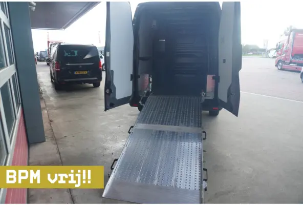 T35 2.0 dCi 170PK L3H2 Extra Laadruimte inrichting Nr. V110 | Airco | Cruise | Camera | Navi |  Oprijschans | Flitsbalk