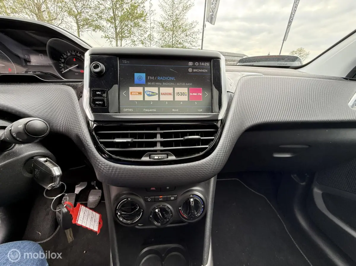 1.2 PureTech Blue Lion, Airco, Navigatie, NW DB riem, Pano, APK 06-2027