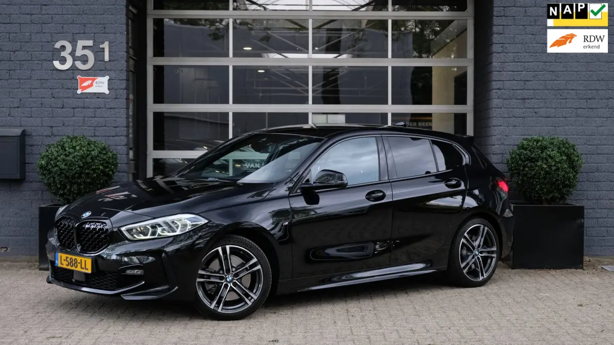 120i M-Sport|Aero Pack|Live Cockpit|Shadow Line