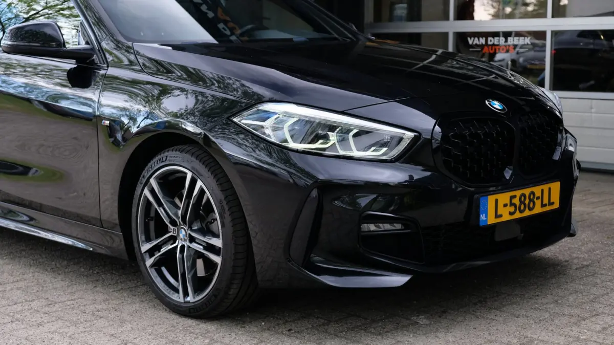 120i M-Sport|Aero Pack|Live Cockpit|Shadow Line
