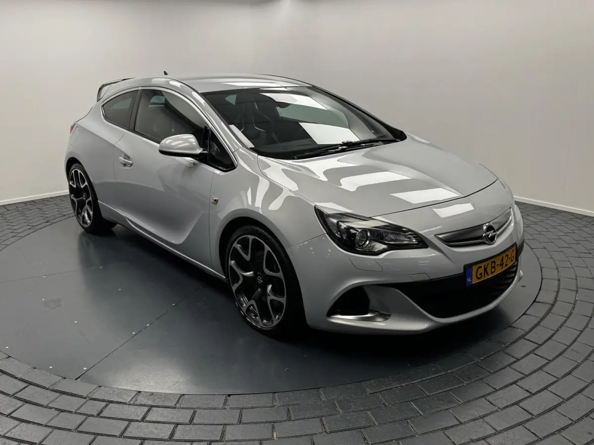 2.0 Turbo OPC 280PK Navigatie-Cr.contr-Clima-Leder-Stoelverwarming-Parkeersensoren-Lm19''velgen