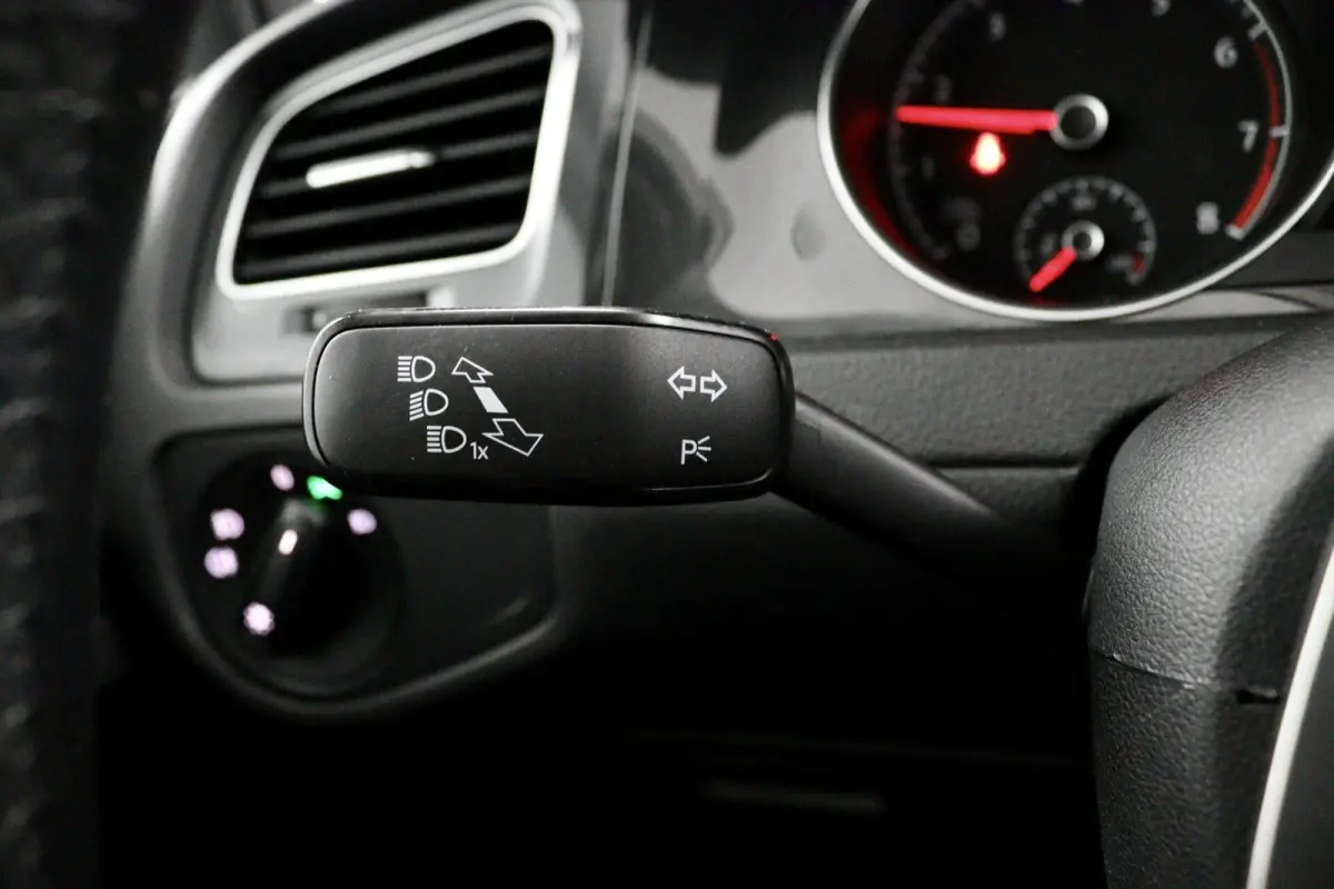 1.0 TSI Life antraciet