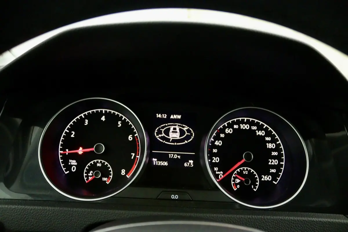 1.0 TSI Life antraciet