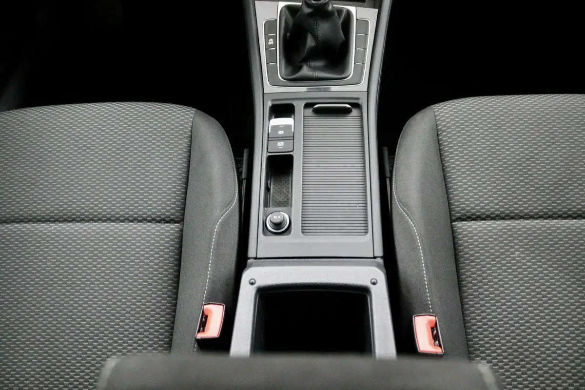 1.0 TSI Life antraciet
