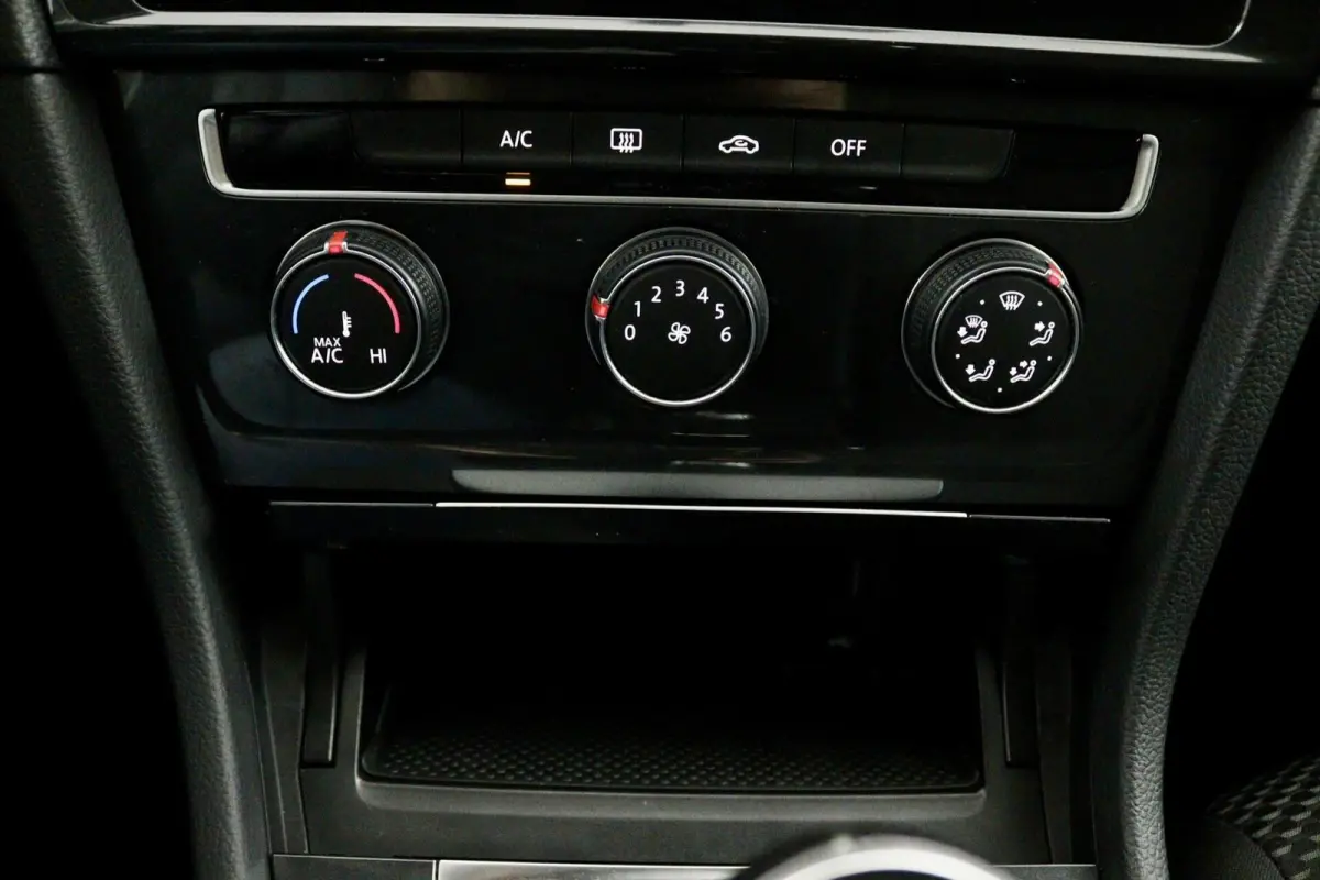 1.0 TSI Life antraciet