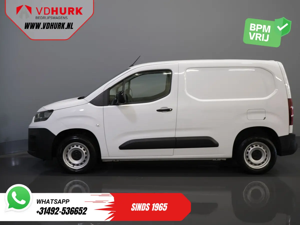 1.5 HDi 100 pk (DEMO) 3 Pers./ CarPlay/ Stoelverw./ Camera/ PDC/ Cruise/ Airco