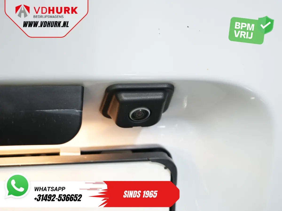 1.5 HDi 100 pk (DEMO) 3 Pers./ CarPlay/ Stoelverw./ Camera/ PDC/ Cruise/ Airco