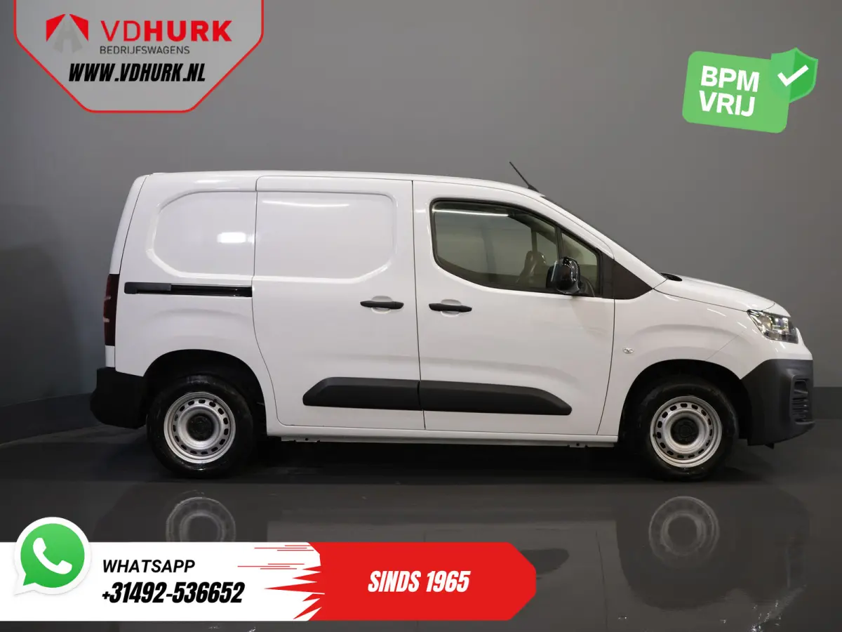 1.5 HDi 100 pk (DEMO) 3 Pers./ CarPlay/ Stoelverw./ Camera/ PDC/ Cruise/ Airco